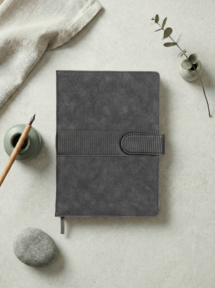 Sensesevens Toptan Firma Baskılı Defter ve Şirket Logolu Mıknatıslı Kilitli Siyah Defterler