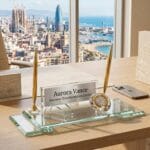 Premium Çift Gold Kalemli Saatli Şeffaf Kristal Masaüstü Düzenleyici - Sensesevens
